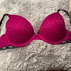 victoria's secret pink bra size: 32D